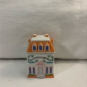Lenox Spice Village Cinnamon House